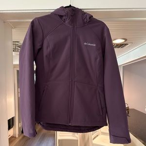 Columbia women’s fleece lined jacket